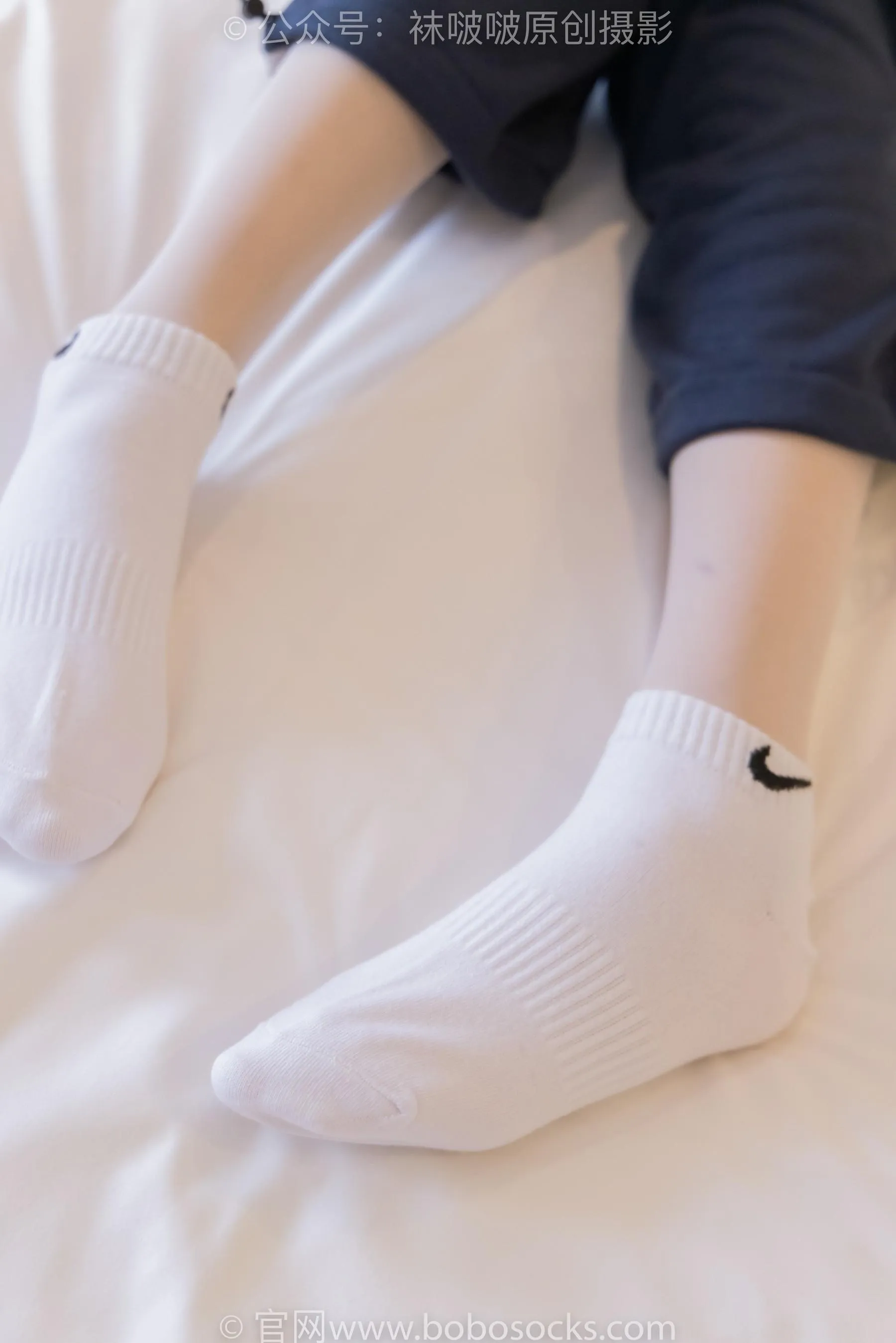 [BoBoSocks袜啵啵]NO.226 小甜豆-运动鞋、白棉袜、白丝 [87P]插图4